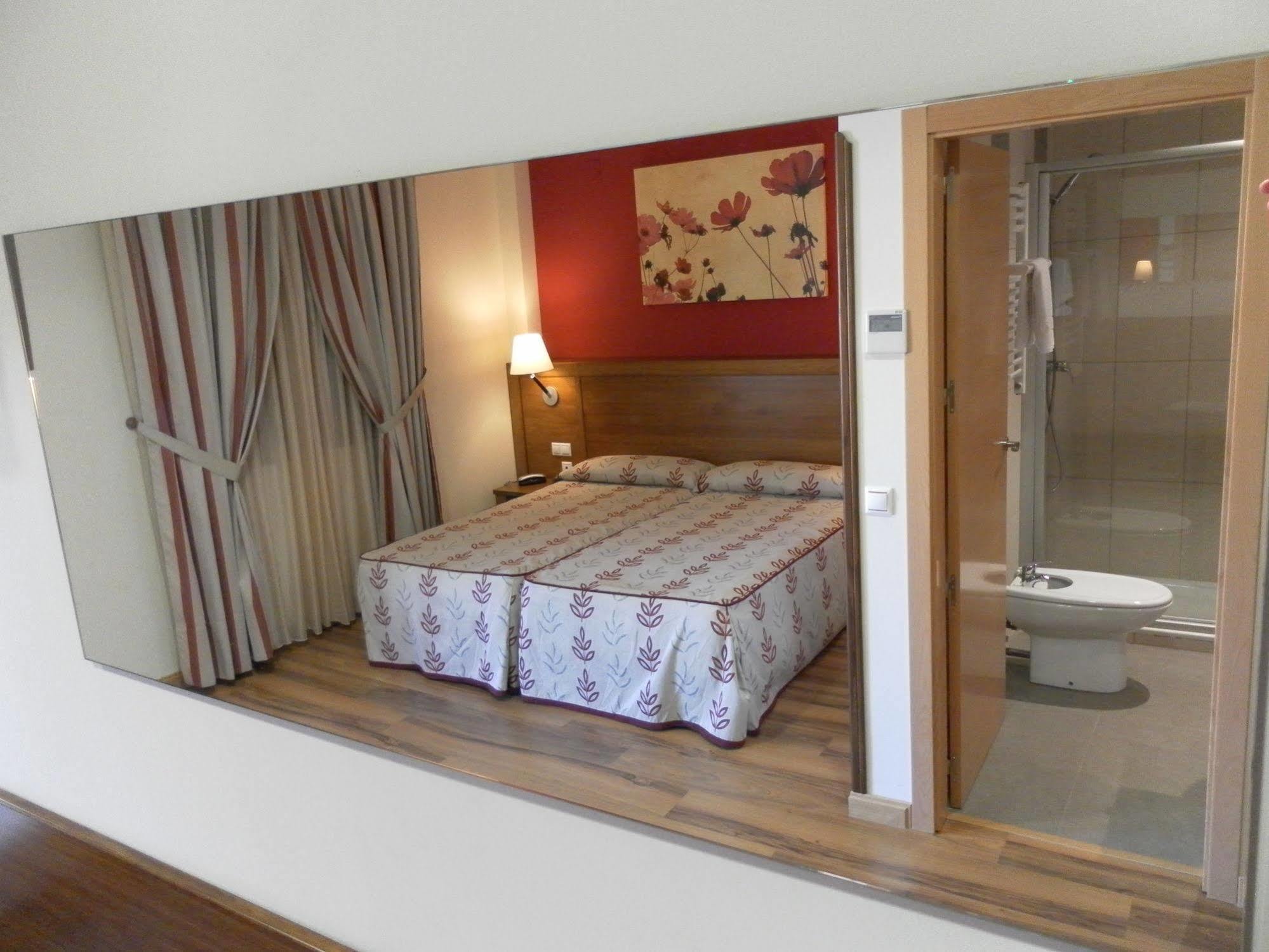 Hotel Rio Riaza